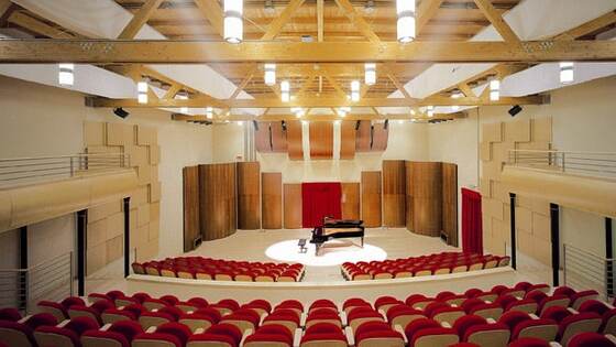 The Amateurs’ Grand Gala